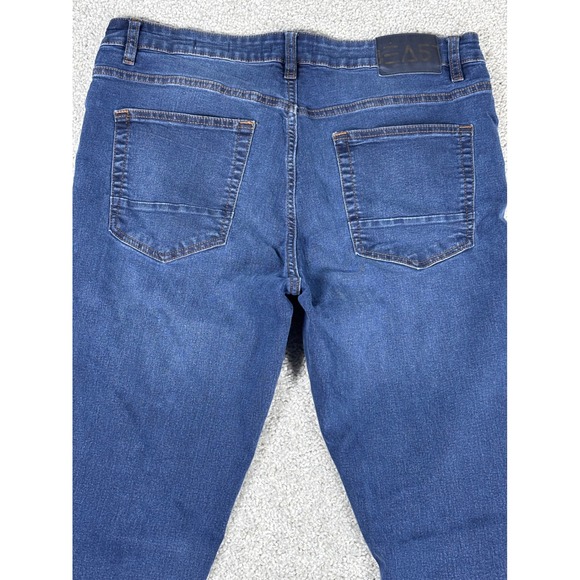 30 - Picture 5 of 14